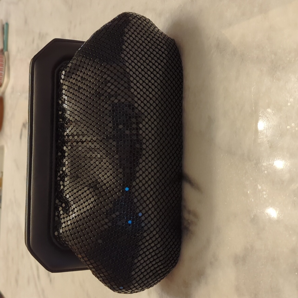 VTG La Regale Metal Mesh Frame Purse